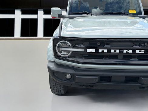 Used 2024 Ford Bronco Outer Banks image 10