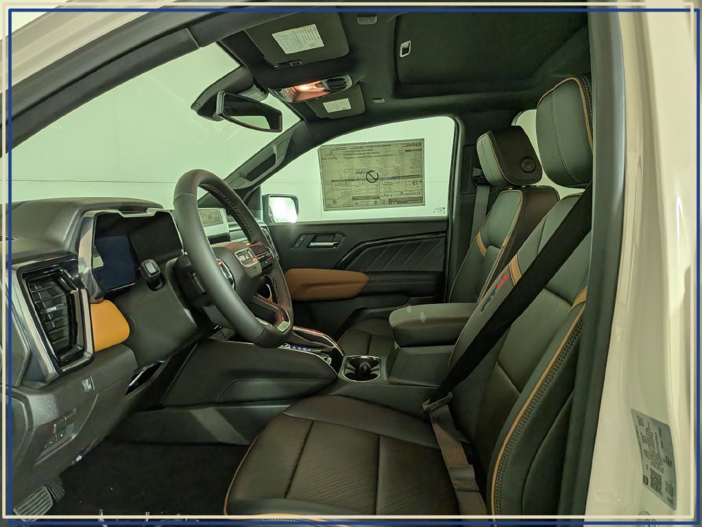 New 2026 GMC Canyon AT4 w/ Technology Plus Package AWD/4WD image 14