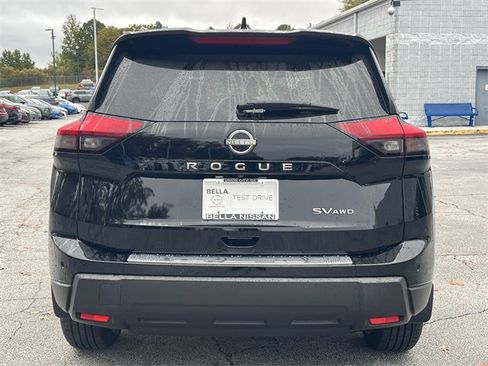 Certified 2024 Nissan Rogue SV image 29
