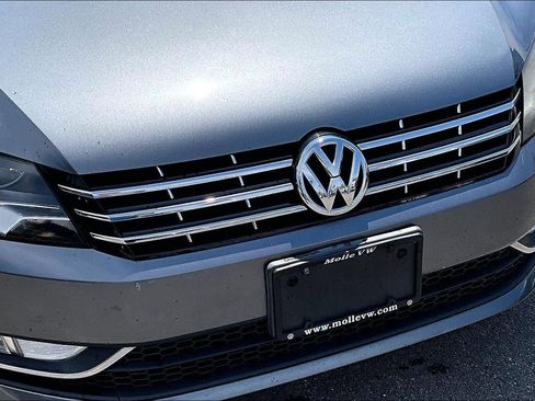 Used 2013 Volkswagen Passat TDI SEL Premium FWD image 29