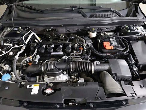 Used 2020 Honda Accord LX image 17