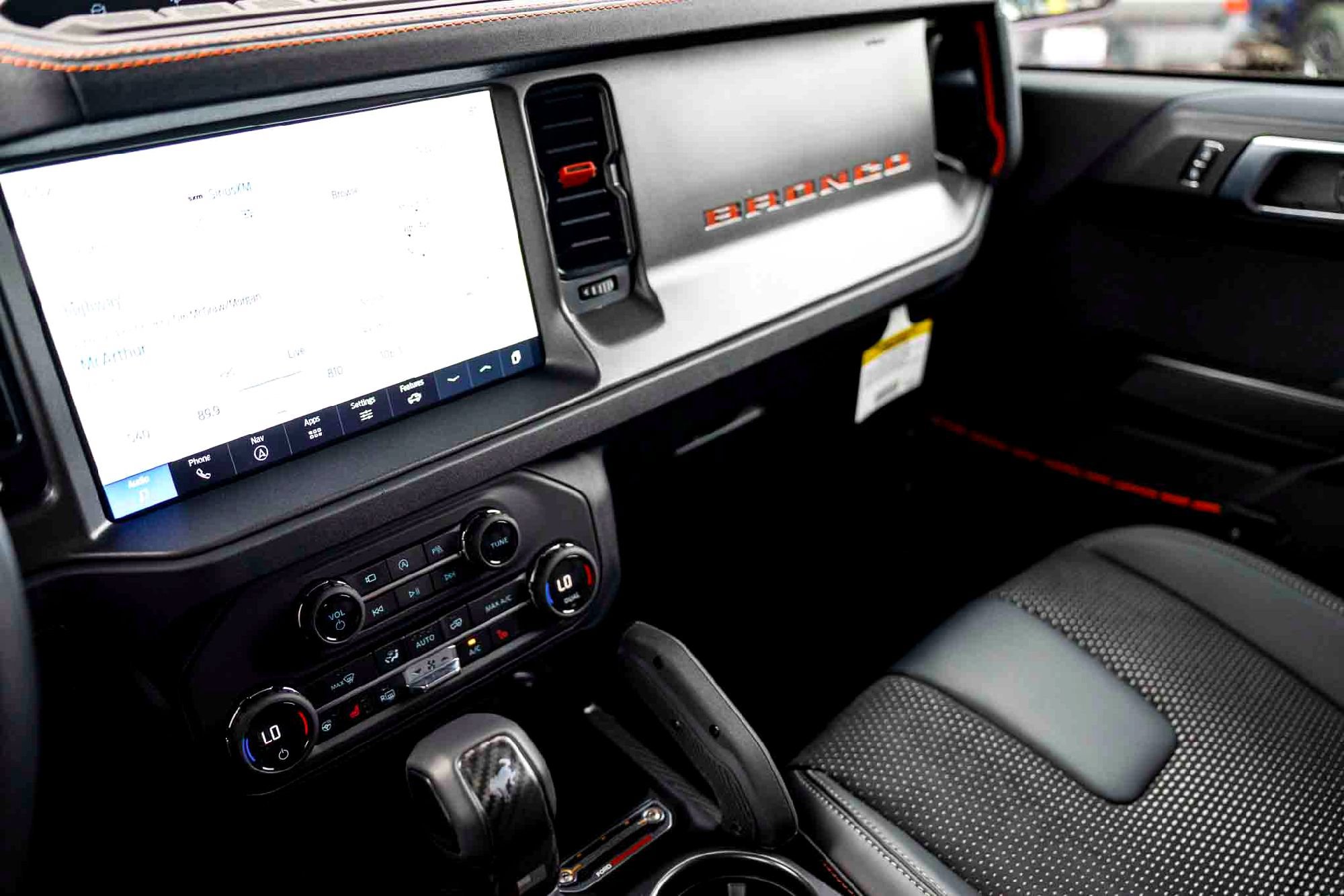 New 2025 Ford Bronco Raptor w/ Interior Carbon Fiber Pack AWD/4WD image 15