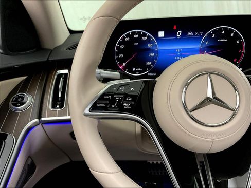 Certified 2022 Mercedes-Benz S 580 4MATIC Sedan image 11