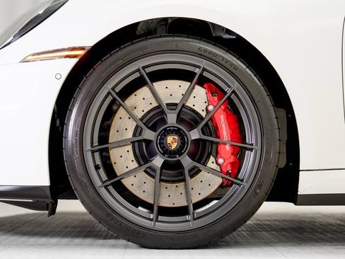 Used 2025 Porsche 911 Carrera 4 GTS image 32
