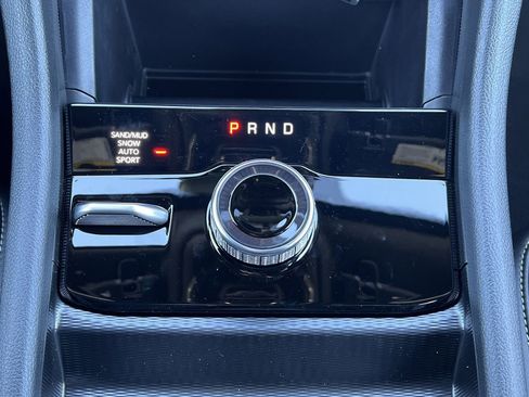 New 2025 Jeep Grand Cherokee L Limited AWD/4WD image 9