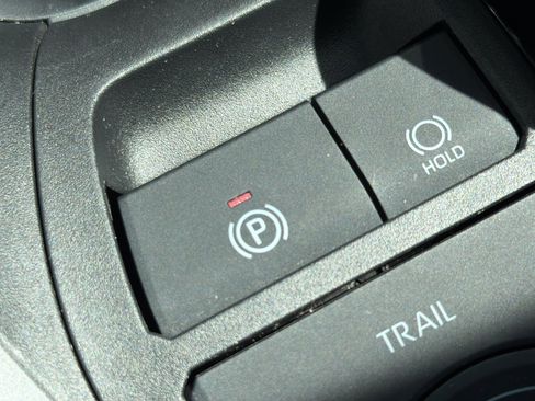 Used 2024 Toyota RAV4 XSE w/ Advanced Technology Package AWD/4WD image 29