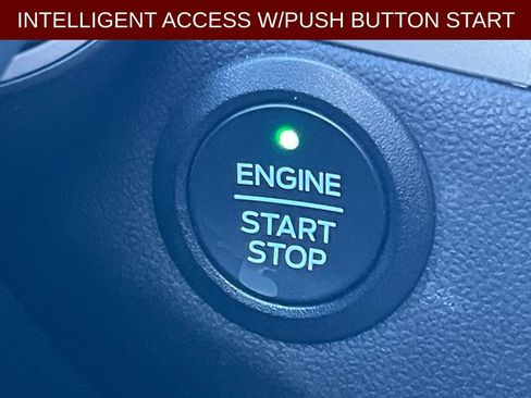 Used 2021 Ford Escape SE image 9