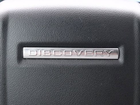 Used 2018 Land Rover Discovery HSE image 24