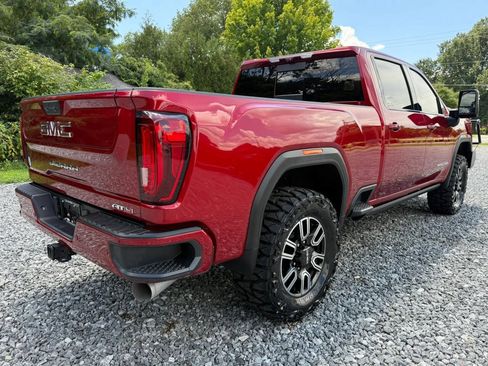 Used 2022 GMC Sierra 2500 AT4 w/ AT4 Premium Plus Package AWD/4WD image 8