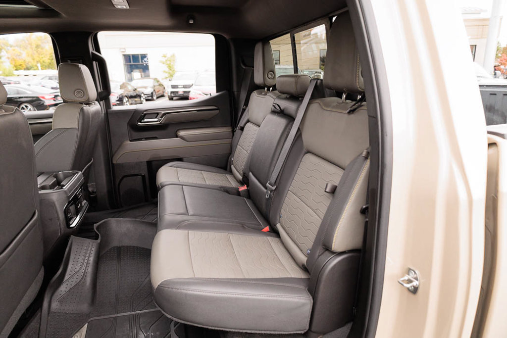 Used 2022 Chevrolet Silverado 1500 ZR2 w/ Technology Package AWD/4WD image 46