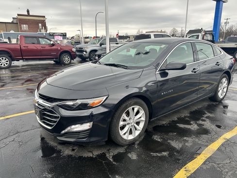 Used 2023 Chevrolet Malibu LT image 3