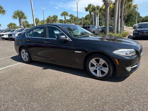 Used 2011 BMW 528i Sedan RWD image 9