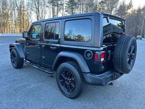 Used 2021 Jeep Wrangler Unlimited Sport image 13