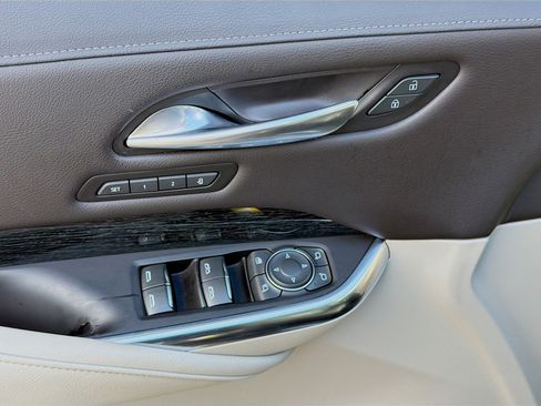 Used 2021 Cadillac XT4 Premium Luxury w/ Driver Awareness Package image 23