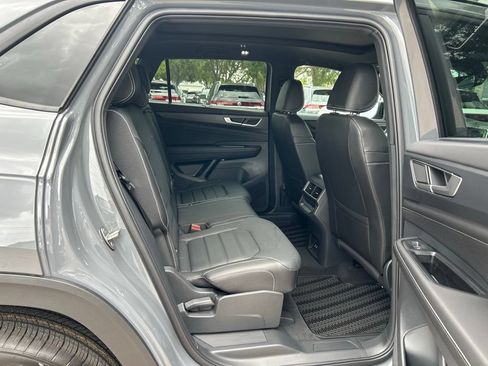 New 2026 Volkswagen Atlas Cross Sport SEL R-Line AWD/4WD image 45