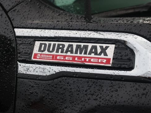 Used 2020 GMC Sierra 3500 Denali w/ Denali Ultimate Package image 11