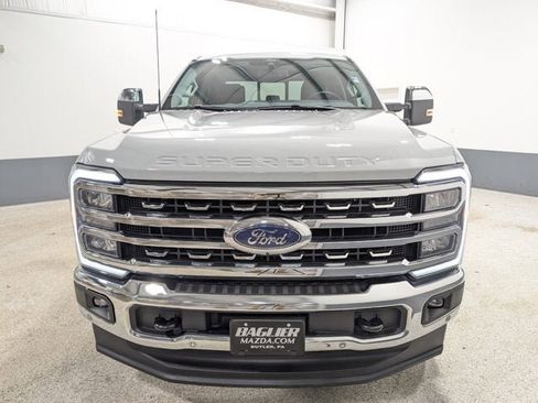 Used 2025 Ford F350 Lariat w/ Lariat Ultimate Package image 8
