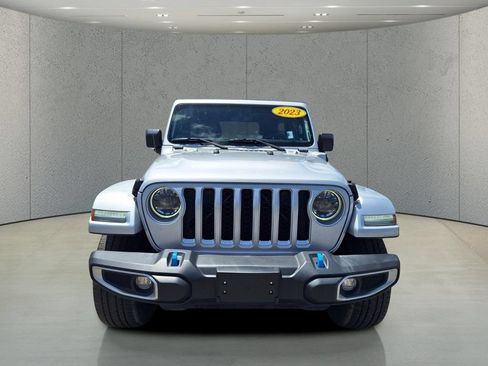 Used 2023 Jeep Wrangler Unlimited Sahara AWD/4WD image 8