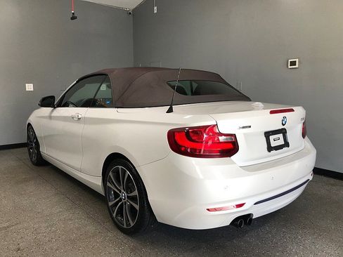 Used 2015 BMW 228i xDrive Convertible image 10