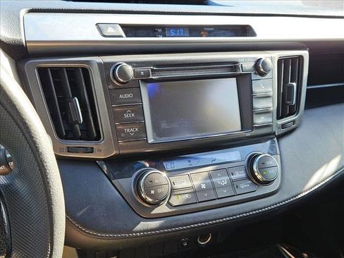 Used 2013 Toyota RAV4 XLE FWD image 14