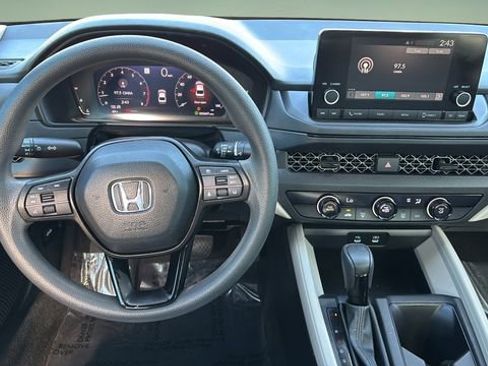 Used 2023 Honda Accord LX image 9