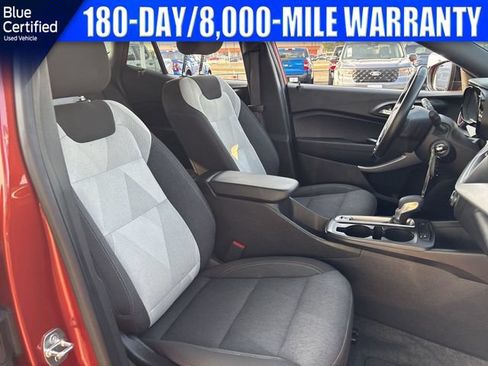 Used 2024 Chevrolet Trax RS FWD image 33
