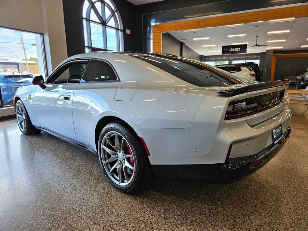 New 2025 Dodge Charger Daytona Scat Pack w/ Track Pack AWD/4WD image 3