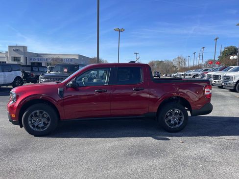 New 2025 Ford Maverick XLT w/ XLT Luxury Package image 5