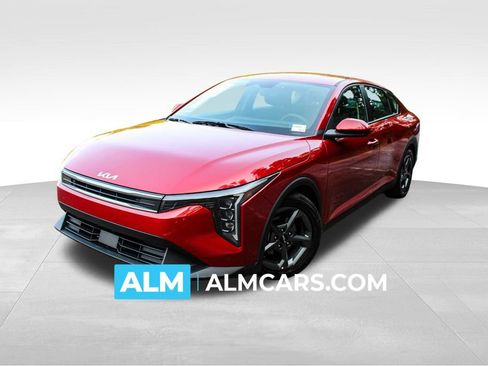 Used 2025 Kia K4 FWD image 1