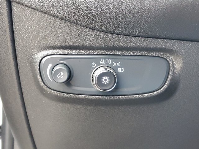 Used 2024 Chevrolet Equinox LT AWD/4WD image 19