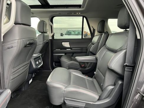 Used 2025 Ford Expedition Max Active image 5