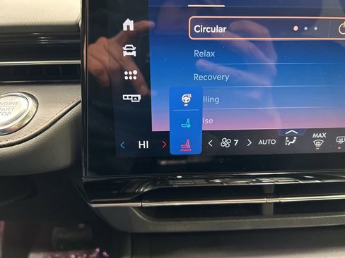 New 2026 Lincoln Nautilus Reserve AWD/4WD image 24