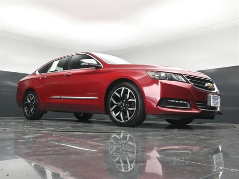 Used 2015 Chevrolet Impala LTZ FWD image 30