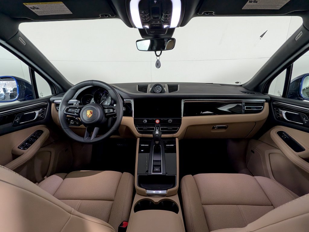 New 2026 Porsche Macan AWD/4WD image 20