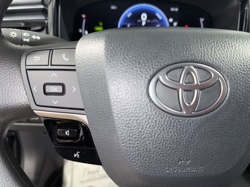 New 2026 Toyota Camry LE FWD image 29
