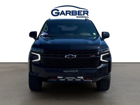 Used 2023 Chevrolet Suburban Z71 w/ Luxury Package AWD/4WD image 8