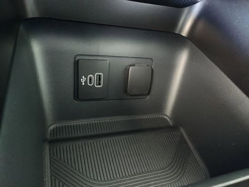 New 2026 Ford Explorer Active image 30