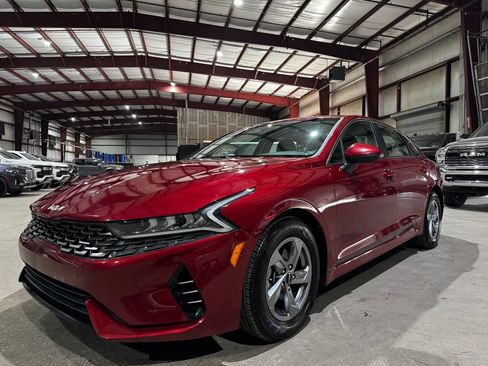 Used 2022 Kia K5 LXS image 9