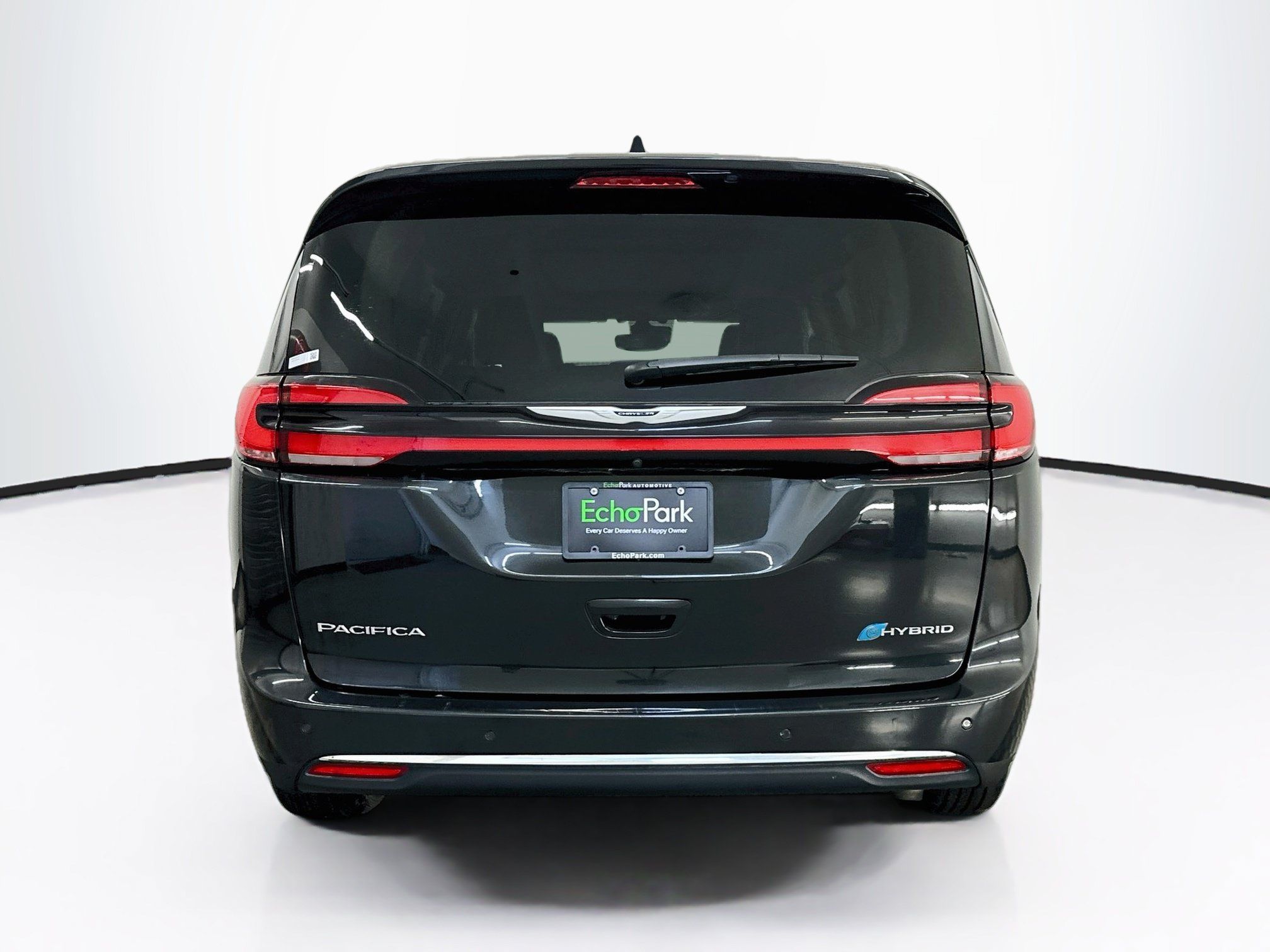 Used 2023 Chrysler Pacifica Limited FWD image 7
