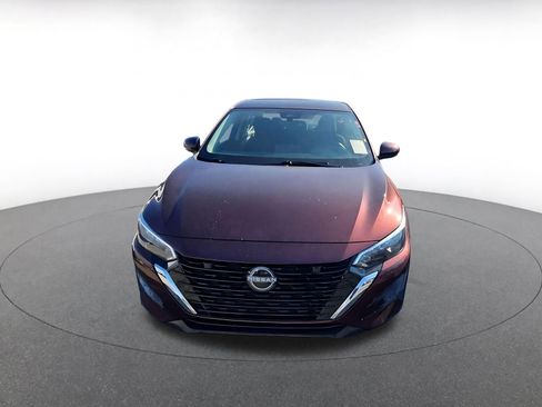 Used 2025 Nissan Sentra SV image 2