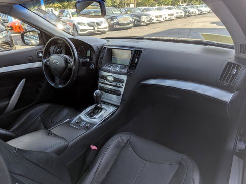 Used 2013 INFINITI G37 Sport w/ Premium Pkg image 31