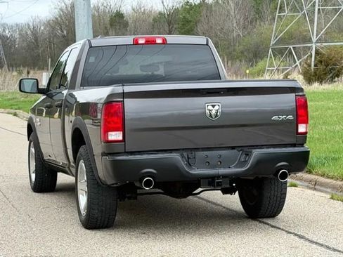 Used 2015 RAM 1500 Express AWD/4WD image 21