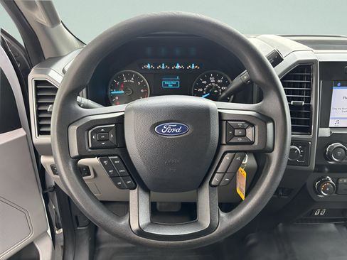 Used 2019 Ford F150 XLT image 13