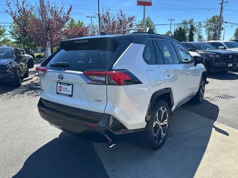 Certified 2022 Toyota RAV4 XSE AWD/4WD image 5