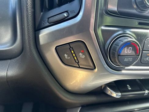 Used 2018 Chevrolet Silverado 1500 LT w/ All Star Edition AWD/4WD image 34