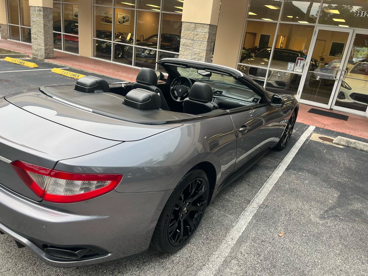 Used 2012 Maserati GranTurismo Sport RWD image 5