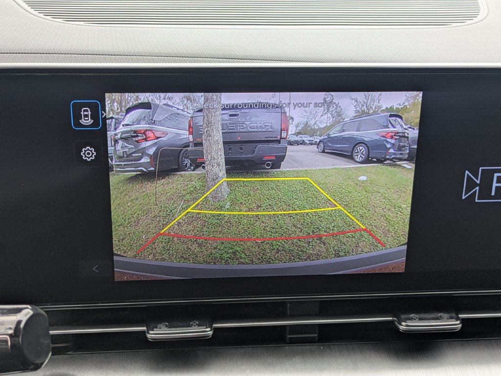 Used 2024 Hyundai Kona SEL FWD image 20