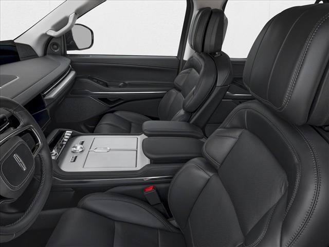 New 2026 Lincoln Navigator L Black Label AWD/4WD image 6
