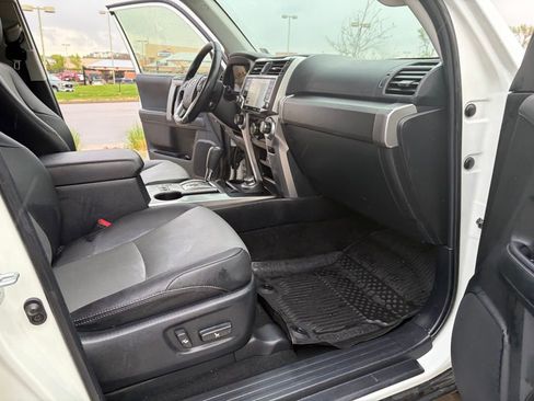 Used 2021 Toyota 4Runner SR5 Premium AWD/4WD image 22
