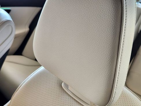 Used 2024 Mercedes-Benz C 300 4MATIC Sedan image 14